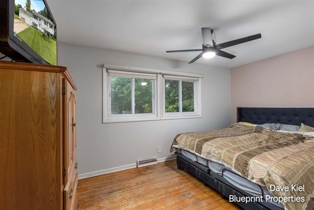 131 Manor Drive, Middleville, MI 49333