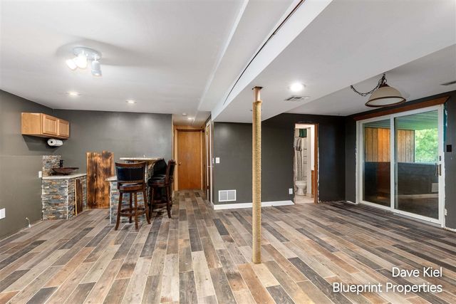 131 Manor Drive, Middleville, MI 49333