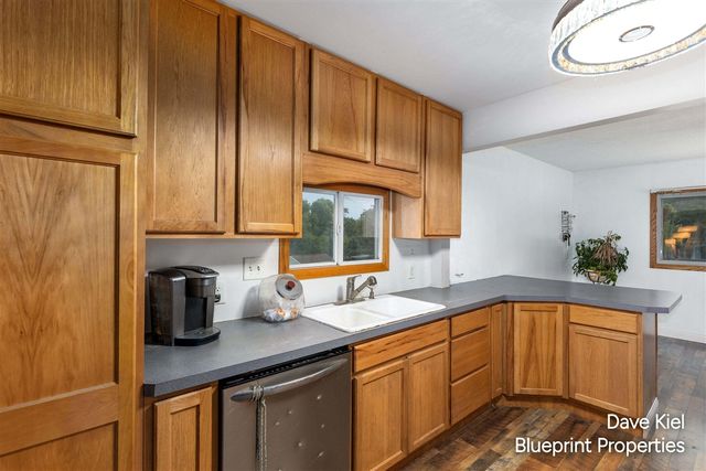 131 Manor Drive, Middleville, MI 49333