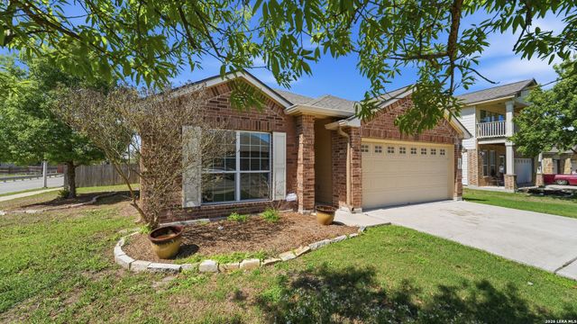 301 Creekview Way, New Braunfels, TX 78130