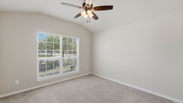 301 Creekview Way, New Braunfels, TX 78130