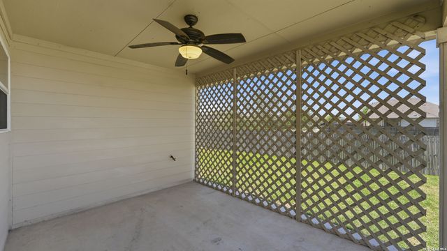 301 Creekview Way, New Braunfels, TX 78130