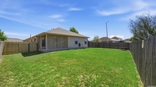 301 Creekview Way, New Braunfels, TX 78130