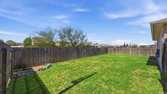 301 Creekview Way, New Braunfels, TX 78130