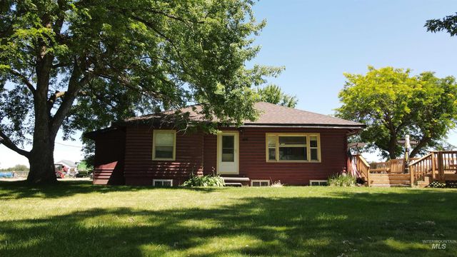 400 W Beacon Light Rd, Eagle, ID 83616