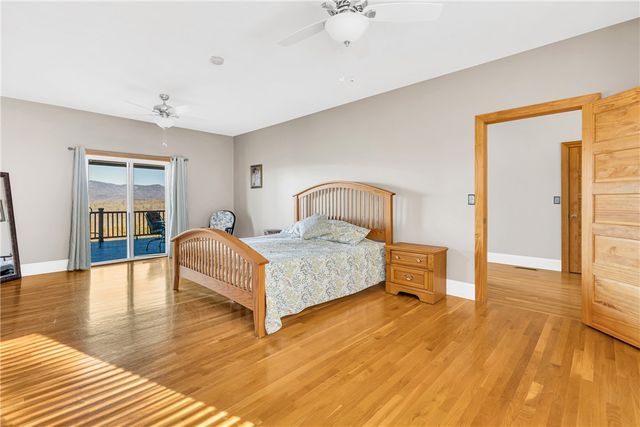 420 Packs Mountain Ridge Road, Taylors, SC 29687