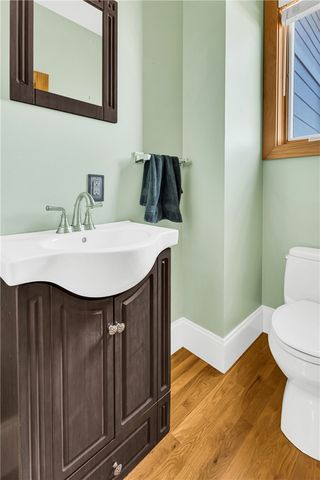 420 Packs Mountain Ridge Road, Taylors, SC 29687