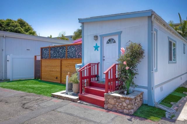 155 W Jason Street 6, Encinitas, CA 92024