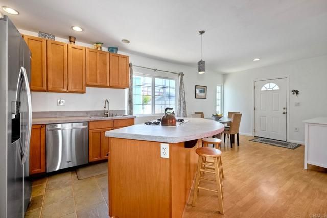 155 W Jason Street 6, Encinitas, CA 92024