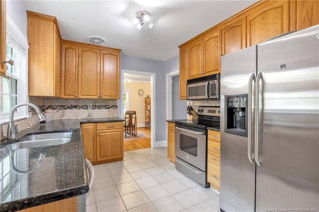 411 Vista Drive, Fayetteville, NC 28305