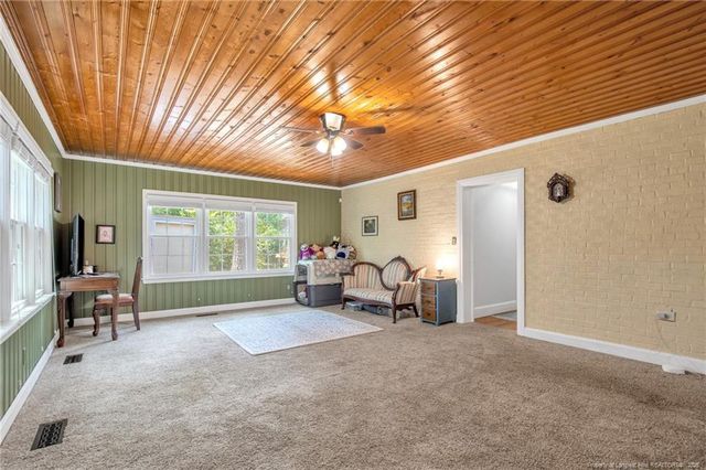 411 Vista Drive, Fayetteville, NC 28305