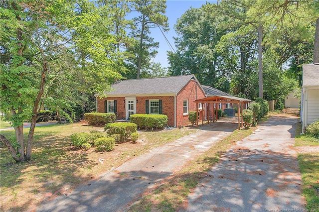 411 Vista Drive, Fayetteville, NC 28305