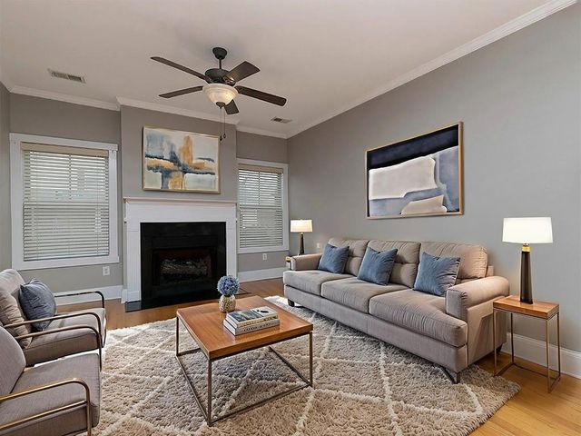 4300 Sandy Pointe 20, Acworth, GA 30101