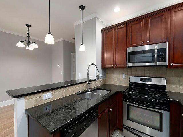 4300 Sandy Pointe 20, Acworth, GA 30101