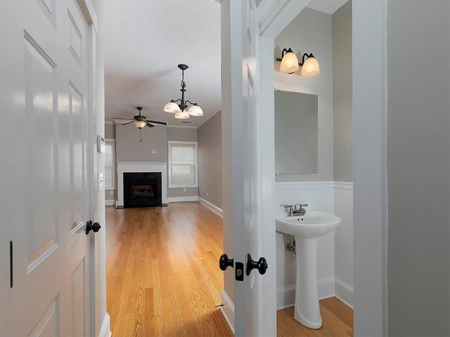 4300 Sandy Pointe 20, Acworth, GA 30101