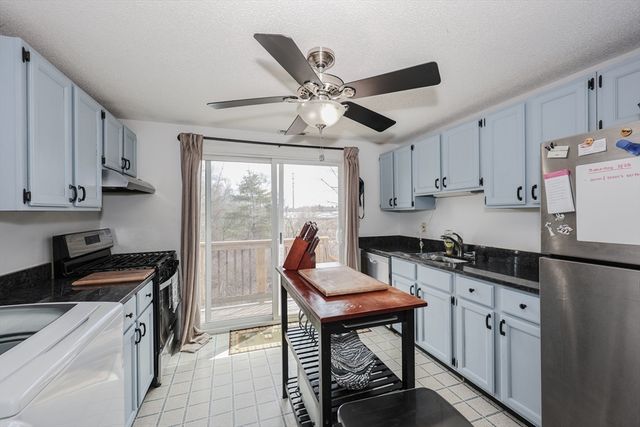 8 Oliver Street J, Haverhill, MA 01832