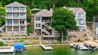 900 Ln 105 Lake James, Angola, IN 46703