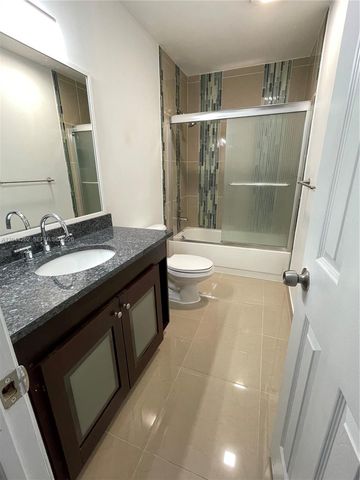 7022 Edgemere Ter, Palm Beach Gardens, FL 33410