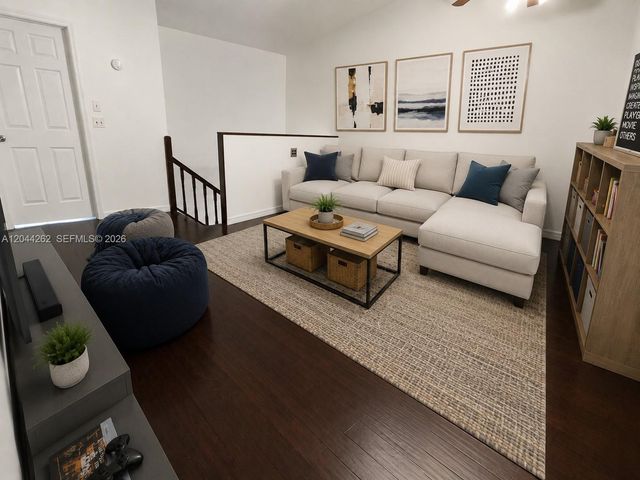 7022 Edgemere Ter, Palm Beach Gardens, FL 33410