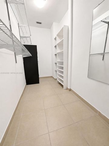 7022 Edgemere Ter, Palm Beach Gardens, FL 33410