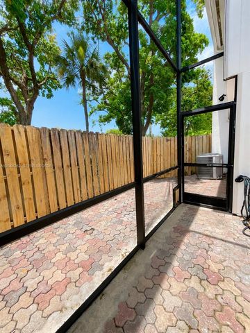 7022 Edgemere Ter, Palm Beach Gardens, FL 33410