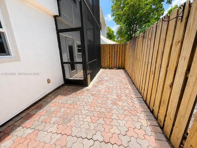 7022 Edgemere Ter, Palm Beach Gardens, FL 33410