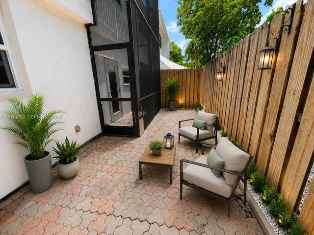 7022 Edgemere Ter, Palm Beach Gardens, FL 33410