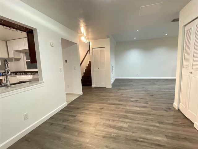 7022 Edgemere Ter, Palm Beach Gardens, FL 33410