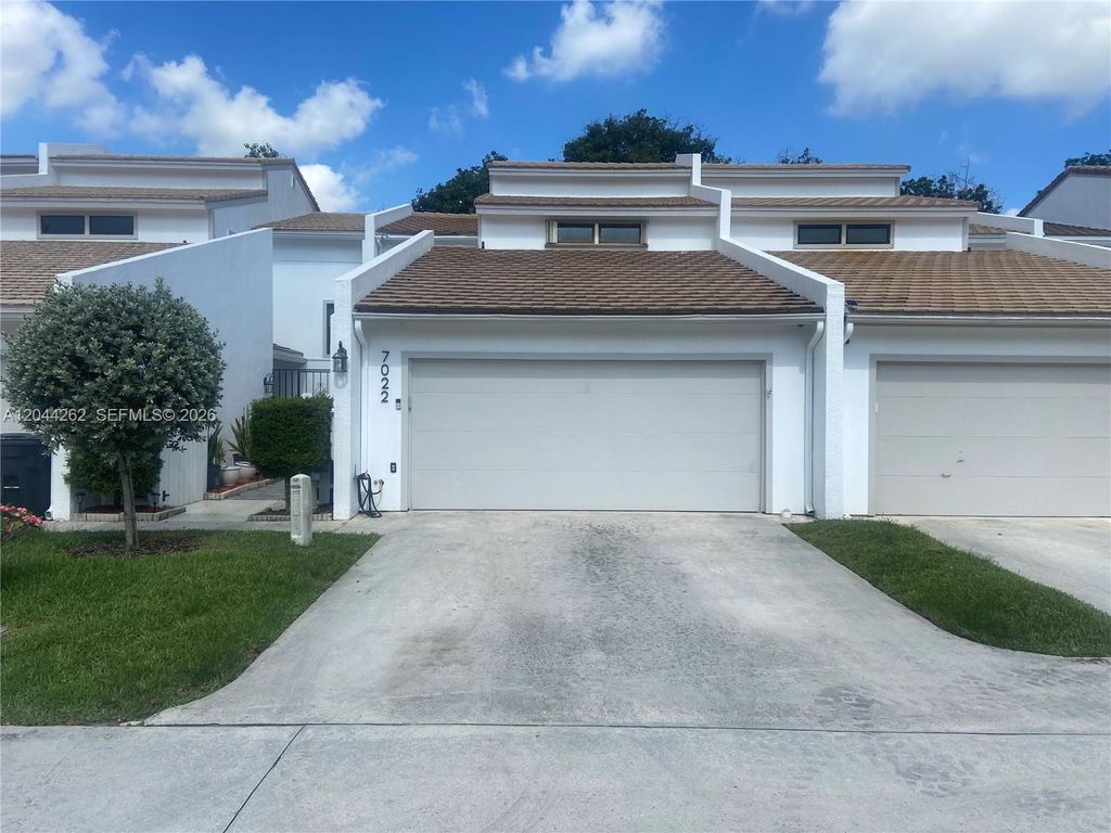 7022 Edgemere Ter, Palm Beach Gardens, FL 33410