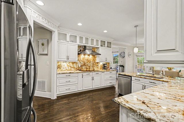 163 Evening Shadow Road, Lake Wylie, SC 29710