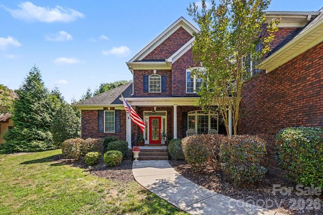 163 Evening Shadow Road, Lake Wylie, SC 29710