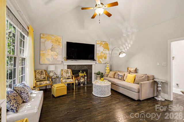 163 Evening Shadow Road, Lake Wylie, SC 29710
