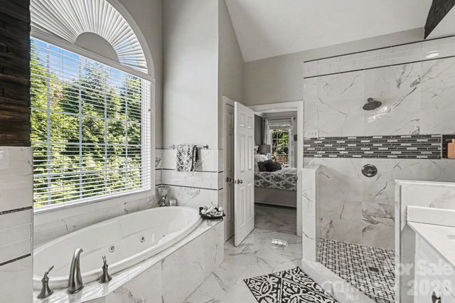 163 Evening Shadow Road, Lake Wylie, SC 29710