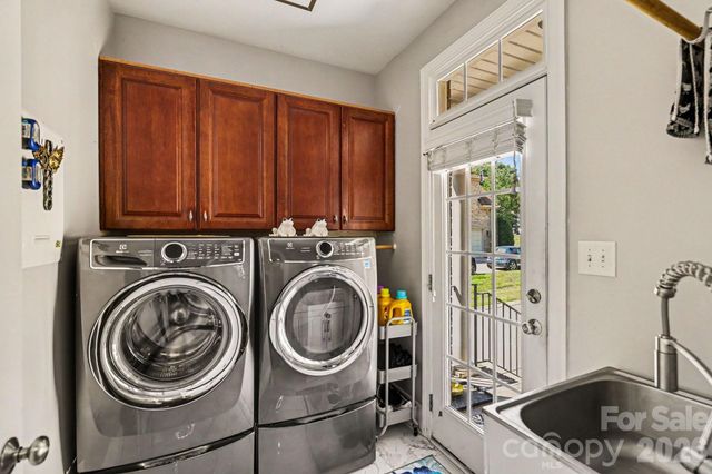 163 Evening Shadow Road, Lake Wylie, SC 29710