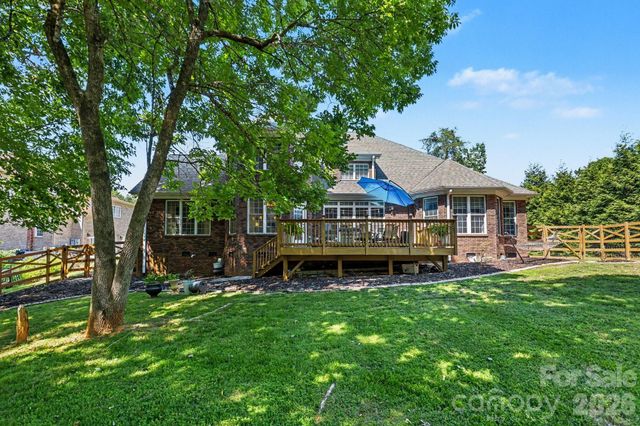 163 Evening Shadow Road, Lake Wylie, SC 29710
