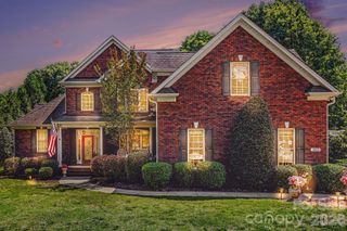 163 Evening Shadow Road, Lake Wylie, SC 29710