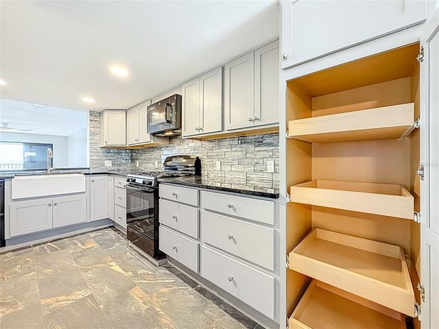 5400 PARK STREET N 607, St Petersburg, FL 33709