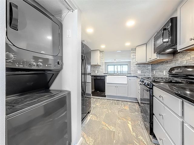 5400 PARK STREET N 607, St Petersburg, FL 33709