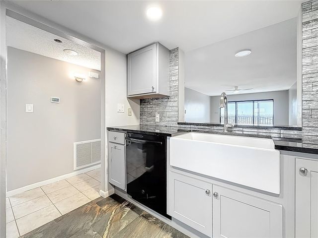 5400 PARK STREET N 607, St Petersburg, FL 33709