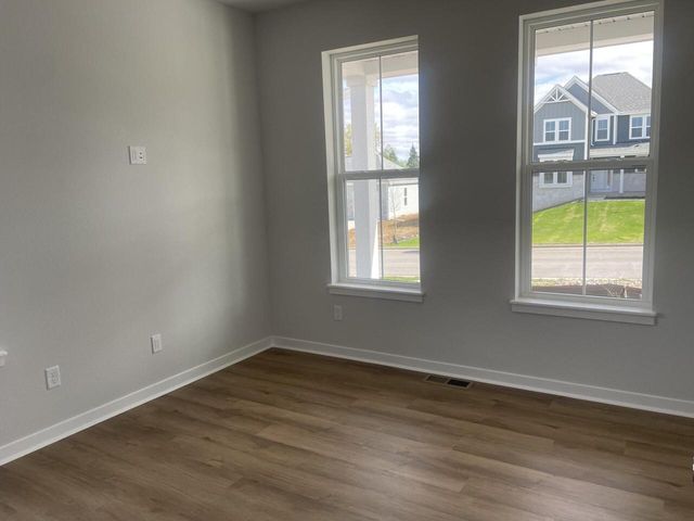 W193N5017 Rosemary RIDGE, Menomonee Falls, WI 53051