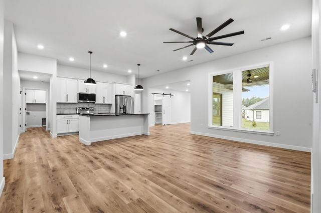 14671 WELLSTEAD DR, Hallsville, MO 65255