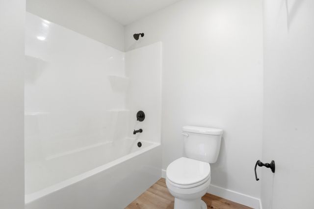 14671 WELLSTEAD DR, Hallsville, MO 65255