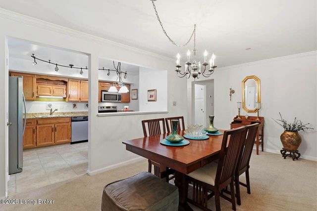 8605 Shelbyville Rd 125, Louisville, KY 40222