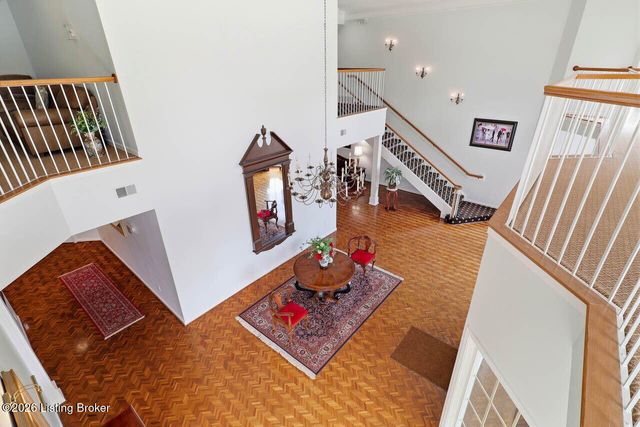 8605 Shelbyville Rd 125, Louisville, KY 40222