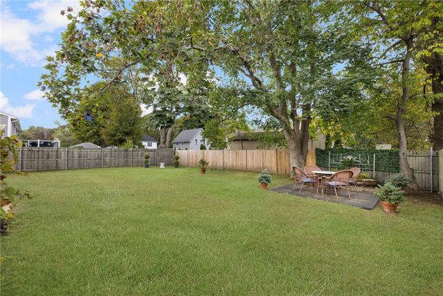 25 Webb Avenue, Warwick, RI 02889