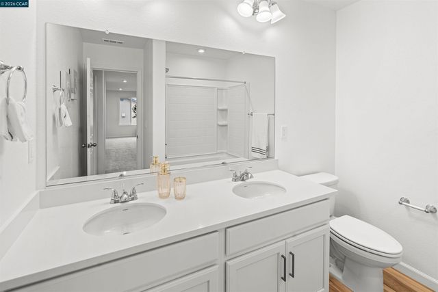 953 Arneis Ave, Manteca, CA 95337