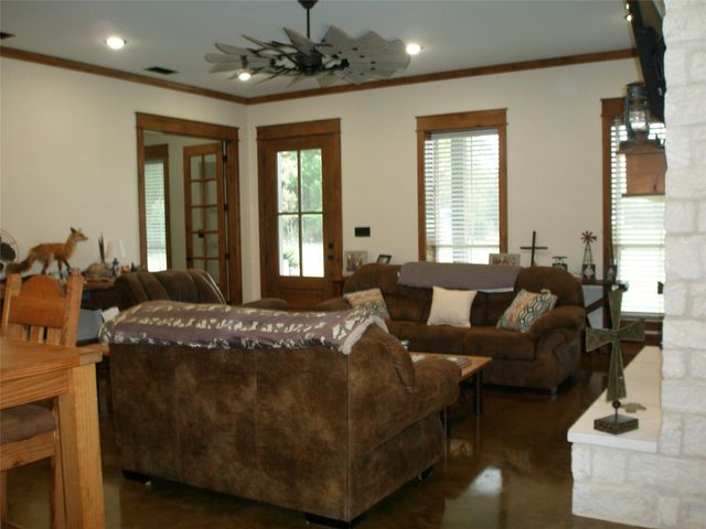 13001 County Road 3300, Brownsboro, TX 75756