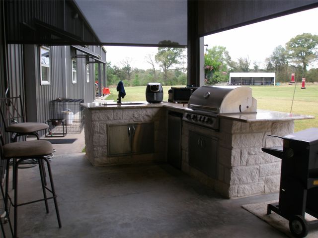 13001 County Road 3300, Brownsboro, TX 75756