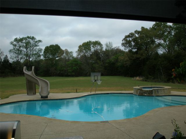 13001 County Road 3300, Brownsboro, TX 75756