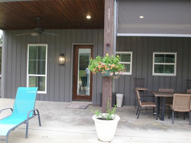 13001 County Road 3300, Brownsboro, TX 75756